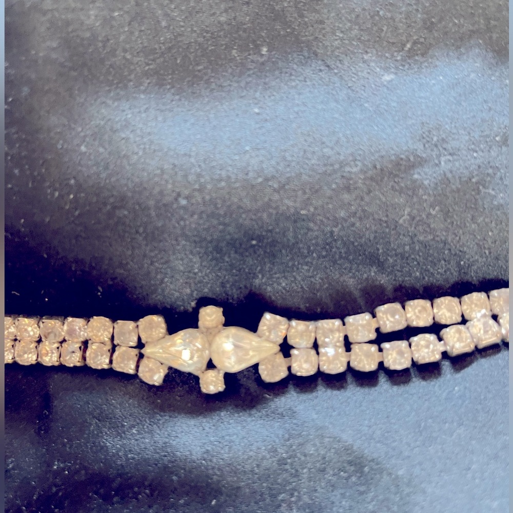 Rhinestone bracelet vintage 7”
